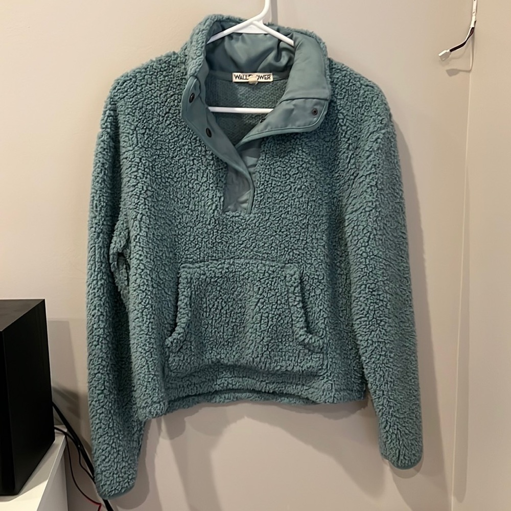 Wallflower Sherpa Pullover
